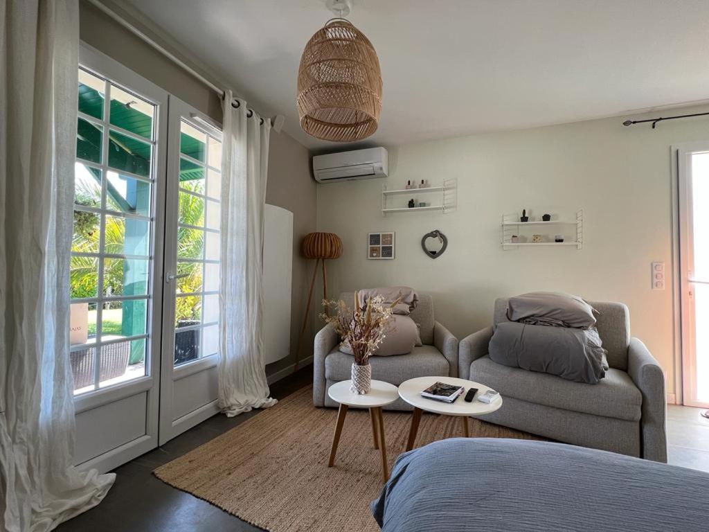 Studio A 10 Minutes De L'Ocean Saint-André-de-Seignaux Exteriér fotografie